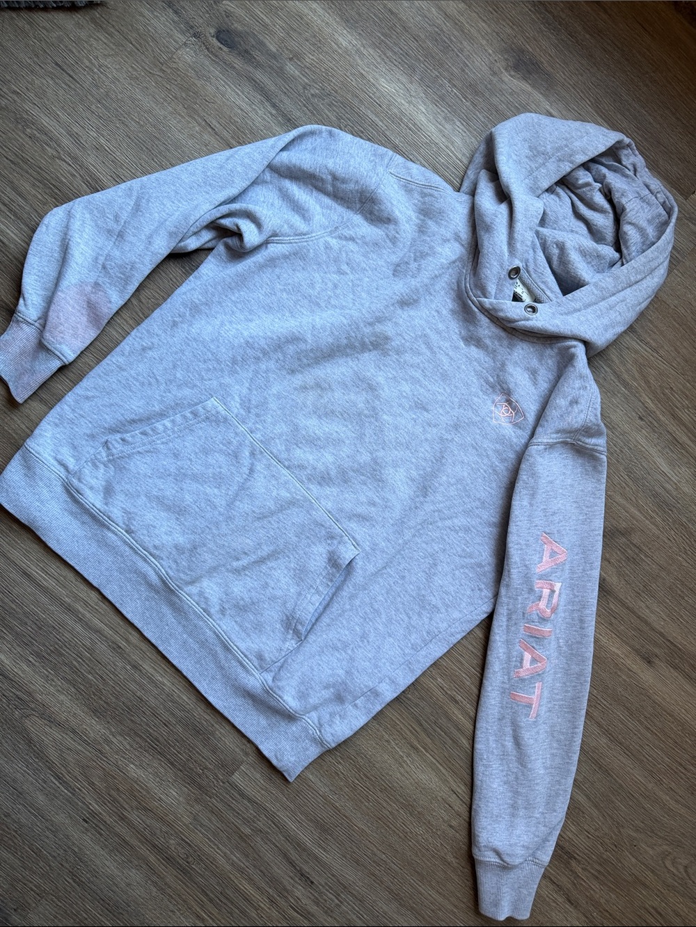 Ariat Heather Gray Pullover Hoodie with Pink Logo Sleeve